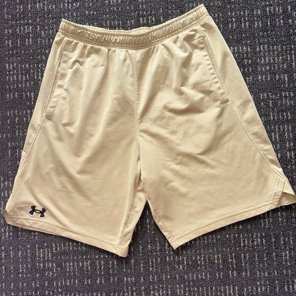 Under Armour Men's Beige/ Gold Athletic Shorts Sz L Lightweight Running Workout - Picture 1 of 3
